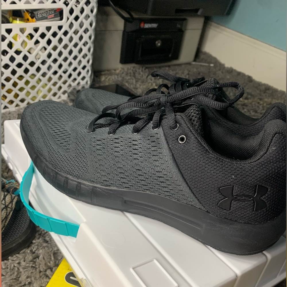 Under Armour shoes NWOT